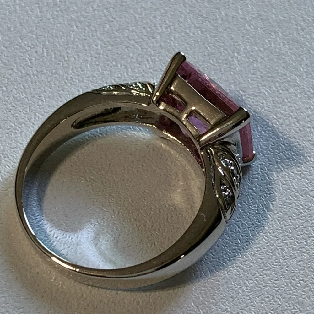 💎 Gorgeous Emerald Cut Pink CZ Ring w/ Filigree Detail - Sz 10